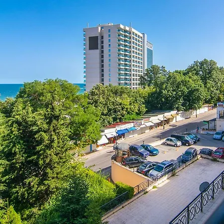 Front Beach Designer * Zlate písky